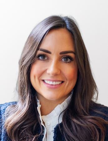 sallyb plain background