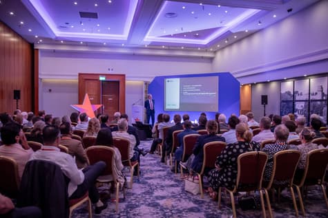 DefaqtoConferenceApr25 BethCrockatt 164