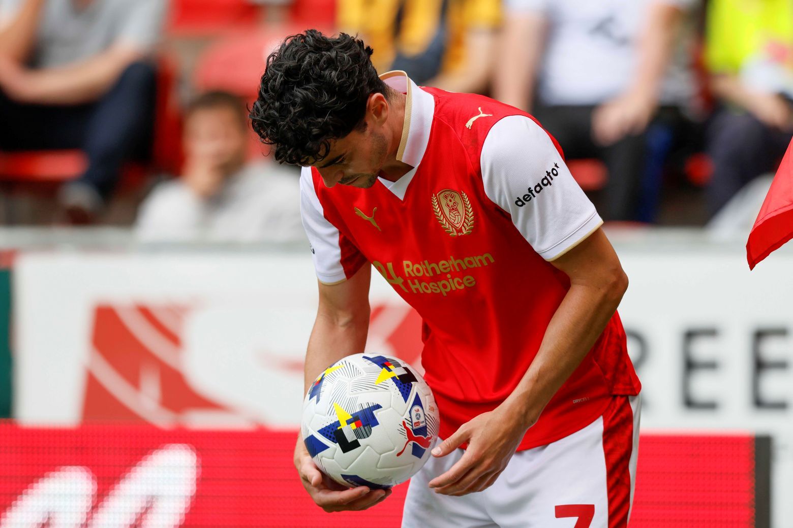 RUFCvPort Vale-Joe-Powell-1560x1040px-copyright-Defaqto-and-RUFC.jpg